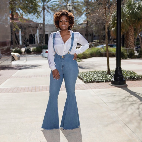 New Medium Wash Flared Jeans Overalls - Picture 2 of 4